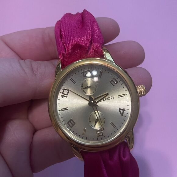 Louvett Pink Satin Fabric Watch Gold Tone NWT Includes Gold Box Case - Picture 11 of 13